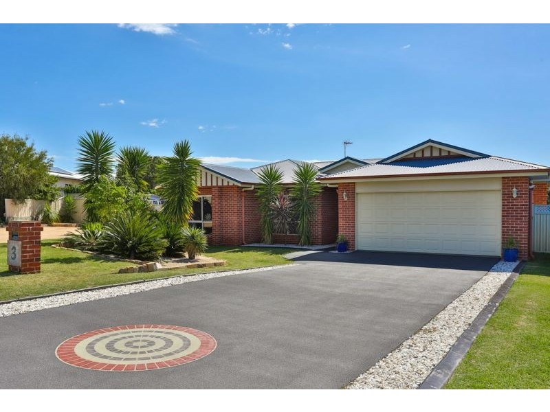 3 Shelley Court, Westbrook QLD 4350