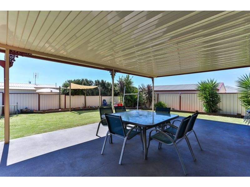 3 Shelley Court, Westbrook QLD 4350