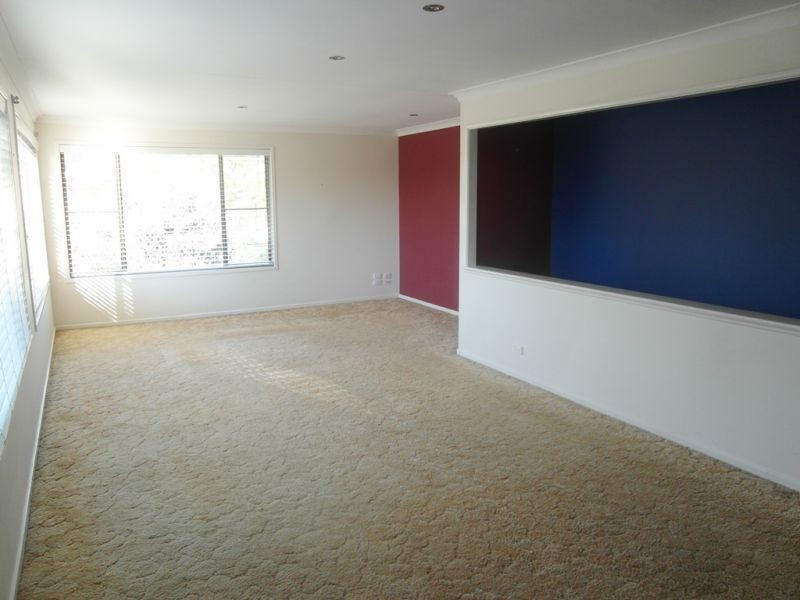 6/183 Campbell Street, Newtown QLD 4350