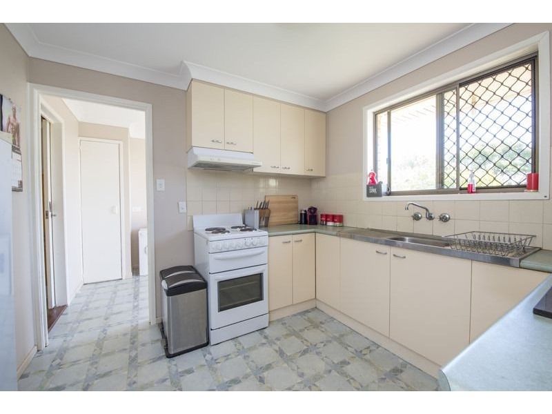 5 Champagne Crescent, Wilsonton QLD 4350
