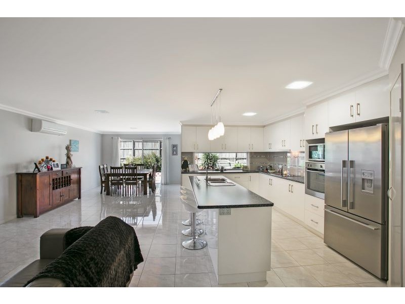 32 Shoesmith Road, Westbrook QLD 4350