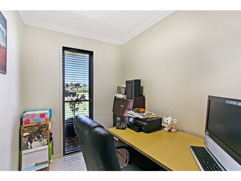 32 Shoesmith Road, Westbrook QLD 4350