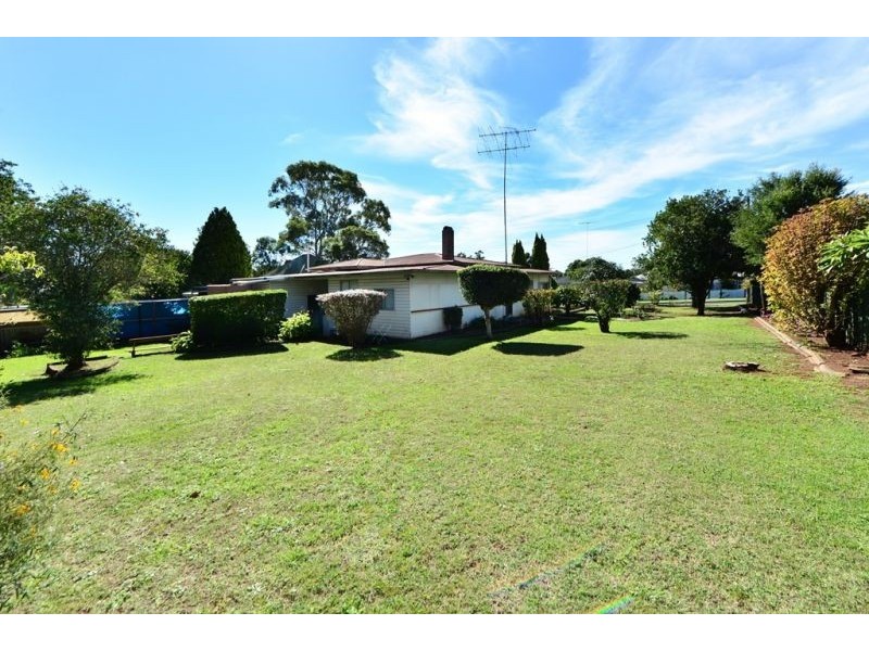 6 Cooper Street, South Toowoomba QLD 4350