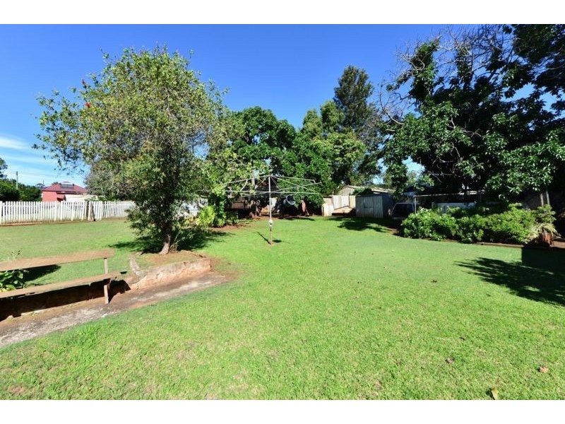 6 Cooper Street, South Toowoomba QLD 4350