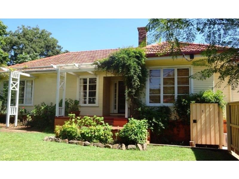 1/27 Norman Street, South Toowoomba QLD 4350