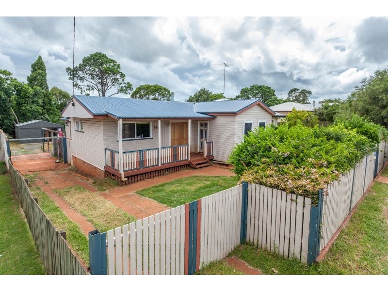141 Stephen Street, Harristown QLD 4350