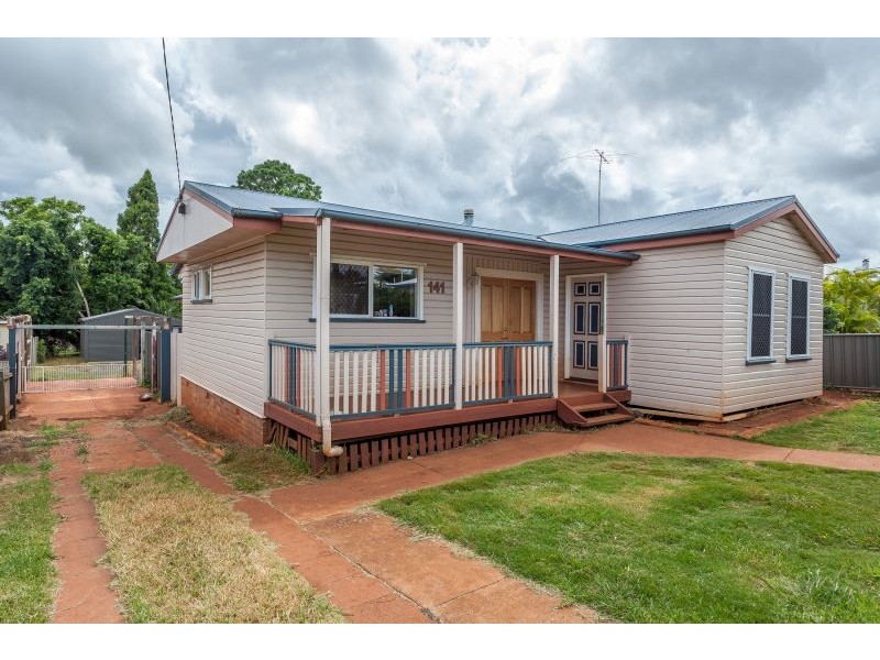 141 Stephen Street, Harristown QLD 4350