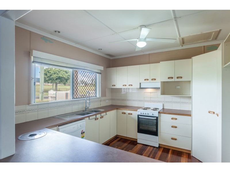 141 Stephen Street, Harristown QLD 4350