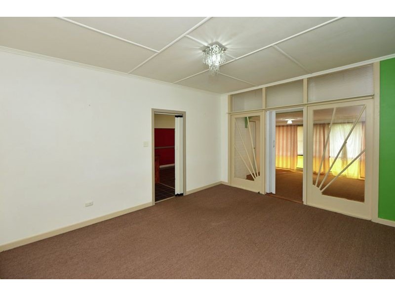 4 Jonathan Street, Rockville QLD 4350