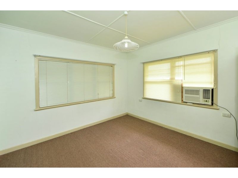 4 Jonathan Street, Rockville QLD 4350