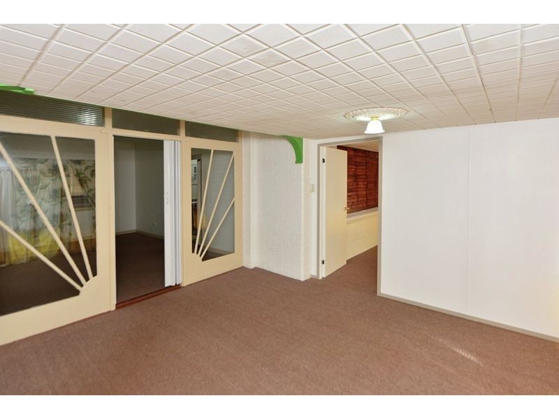 4 Jonathan Street, Rockville QLD 4350