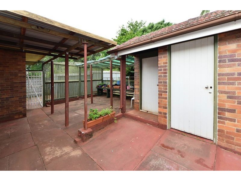 4 Jonathan Street, Rockville QLD 4350