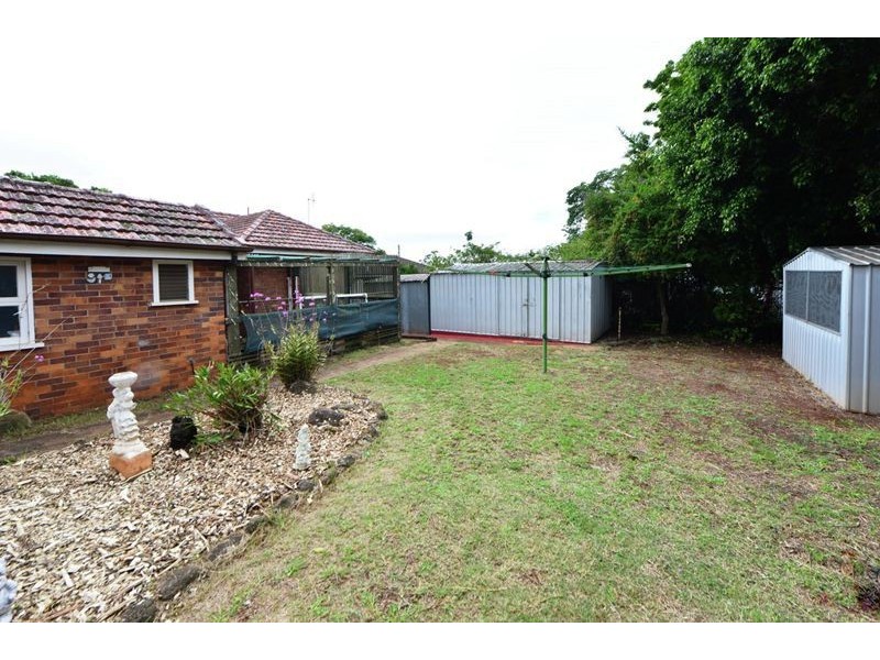 4 Jonathan Street, Rockville QLD 4350