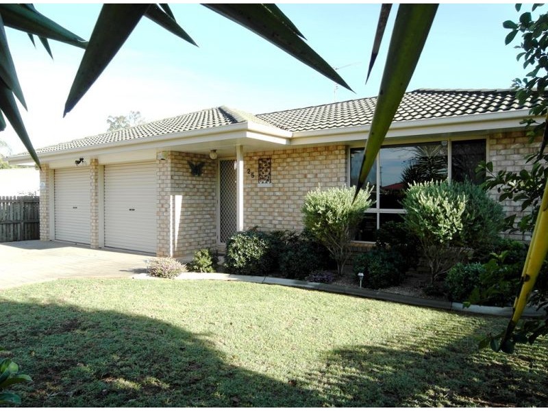 25 Gainsborough Drive, Glenvale QLD 4350