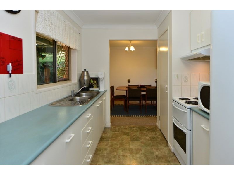 25 Gainsborough Drive, Glenvale QLD 4350