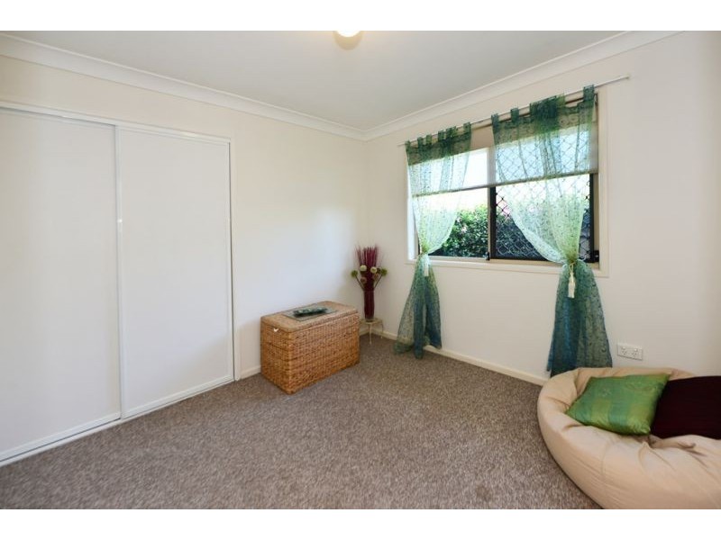 25 Gainsborough Drive, Glenvale QLD 4350