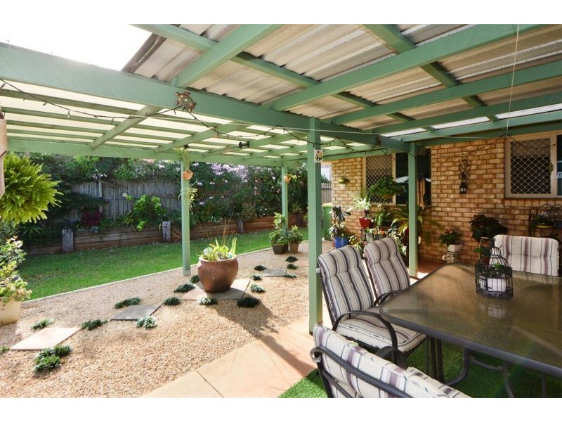 25 Gainsborough Drive, Glenvale QLD 4350
