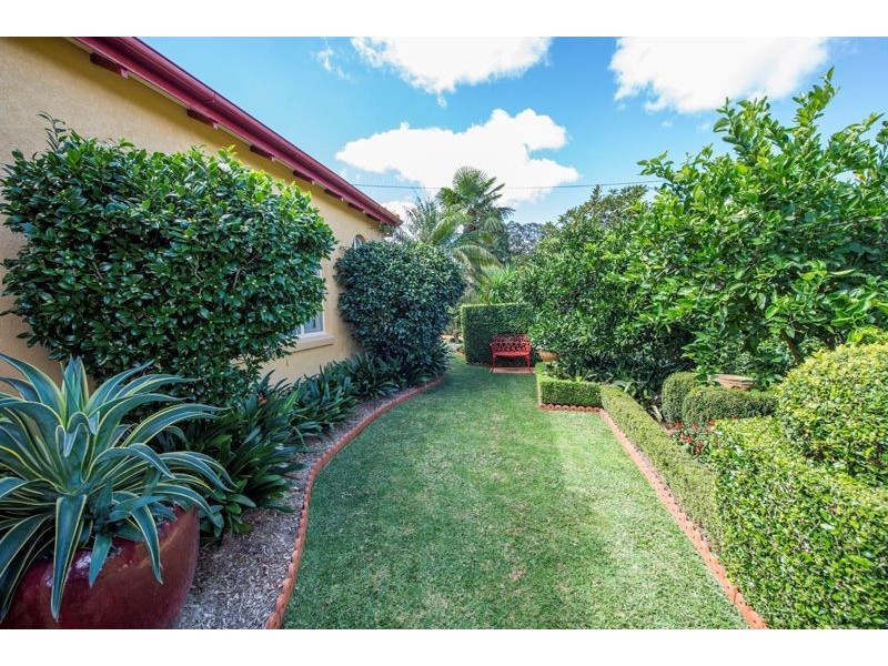 14 Fernside Street, East Toowoomba QLD 4350