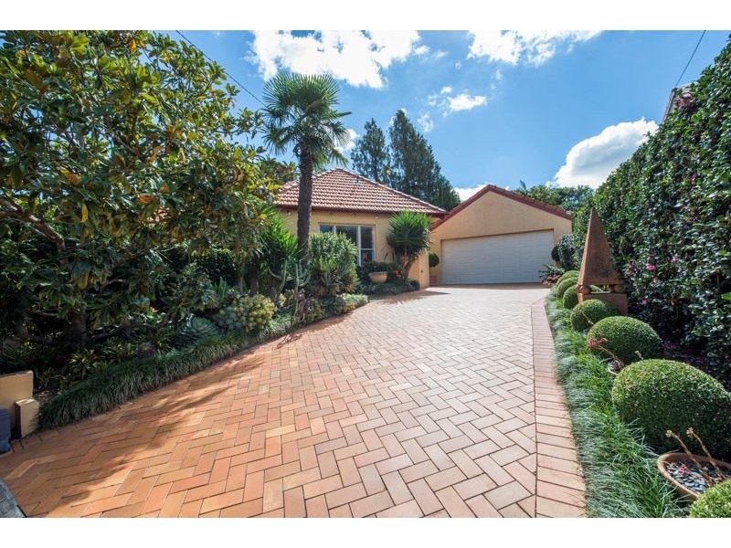 14 Fernside Street, East Toowoomba QLD 4350