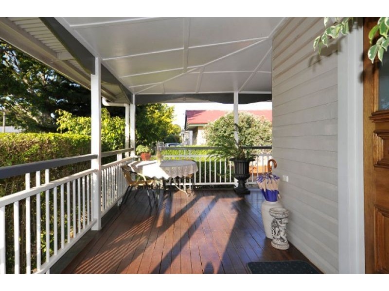 16 Phillip Street, East Toowoomba QLD 4350