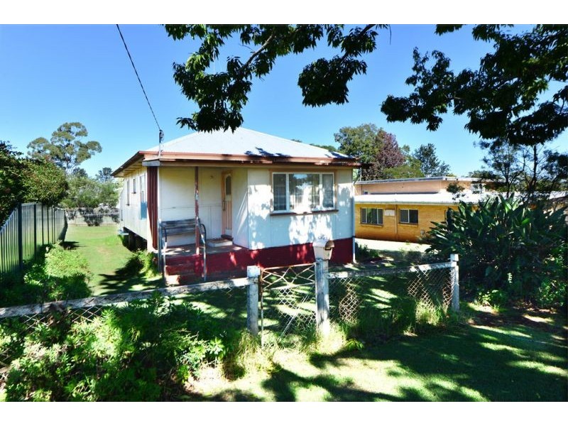 2 Maker Street, Rangeville QLD 4350