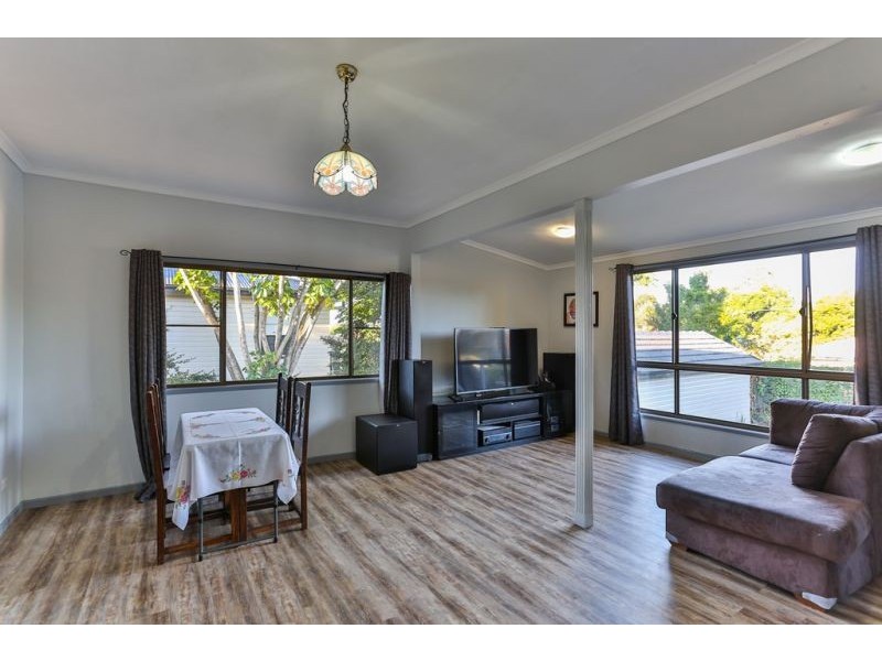 22 Beelbee Street, Harristown QLD 4350