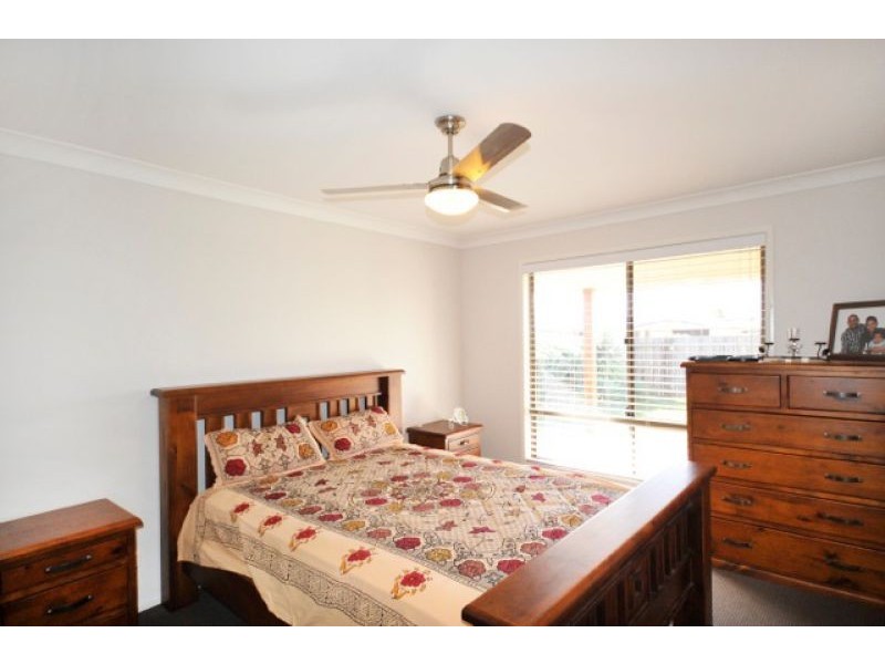 1 Vinnicombe Street, Kearneys Spring QLD 4350