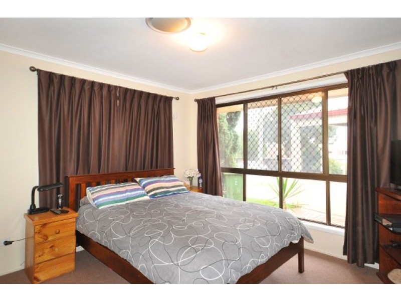 3 Herzer Court, Kearneys Spring QLD 4350