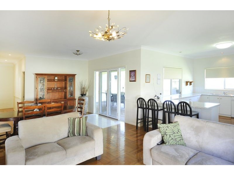 22 Pendoma Drive, Hodgson Vale QLD 4352