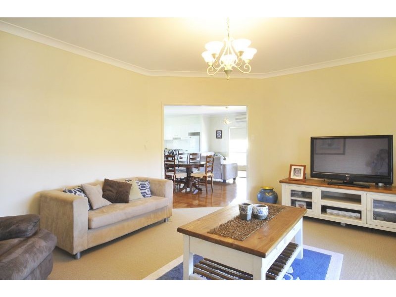 22 Pendoma Drive, Hodgson Vale QLD 4352