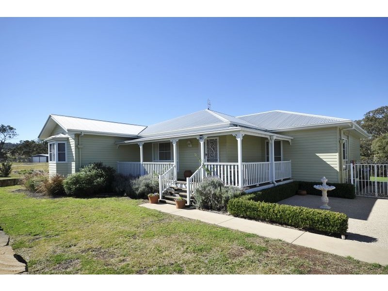 22 Pendoma Drive, Hodgson Vale QLD 4352