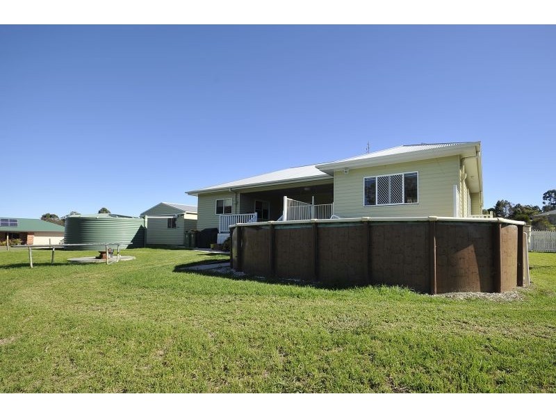 22 Pendoma Drive, Hodgson Vale QLD 4352