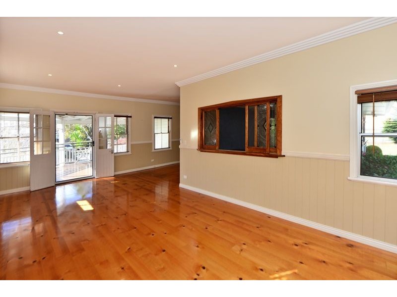 73 Phillip Street, South Toowoomba QLD 4350