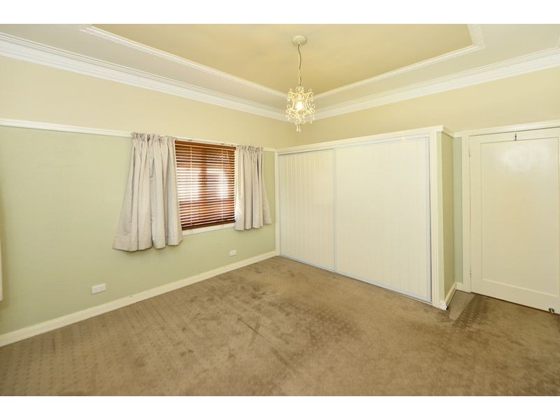 73 Phillip Street, South Toowoomba QLD 4350