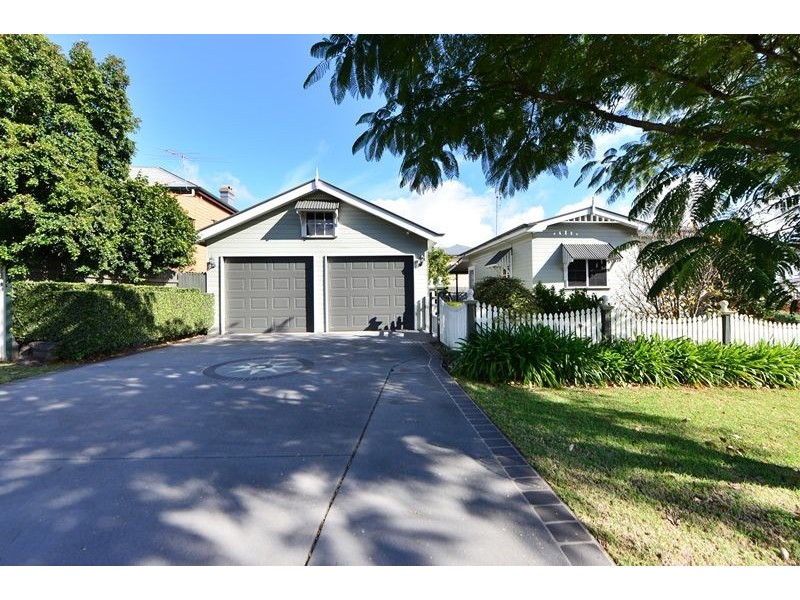 73 Phillip Street, South Toowoomba QLD 4350