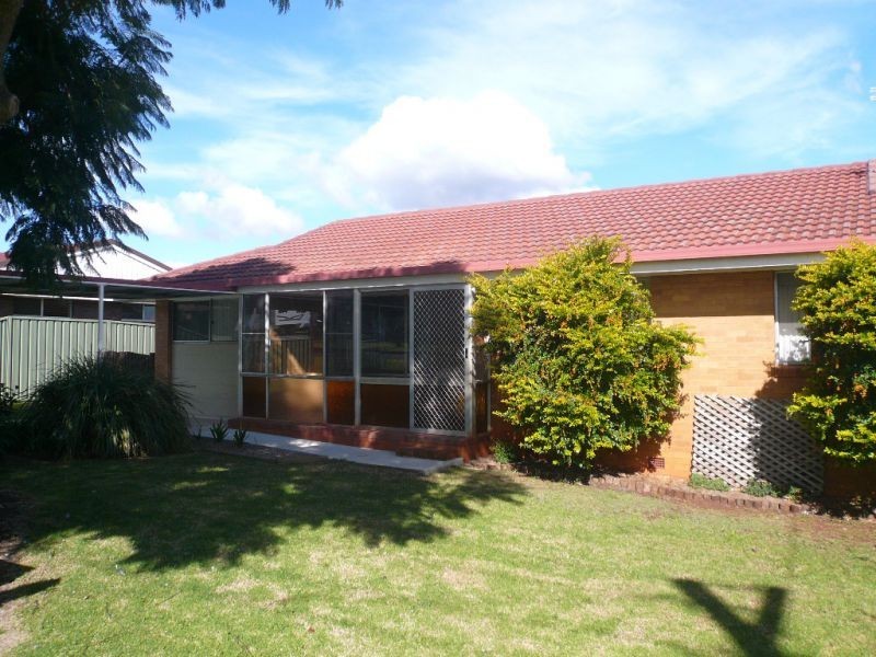 20 Tracey Street, Rangeville QLD 4350