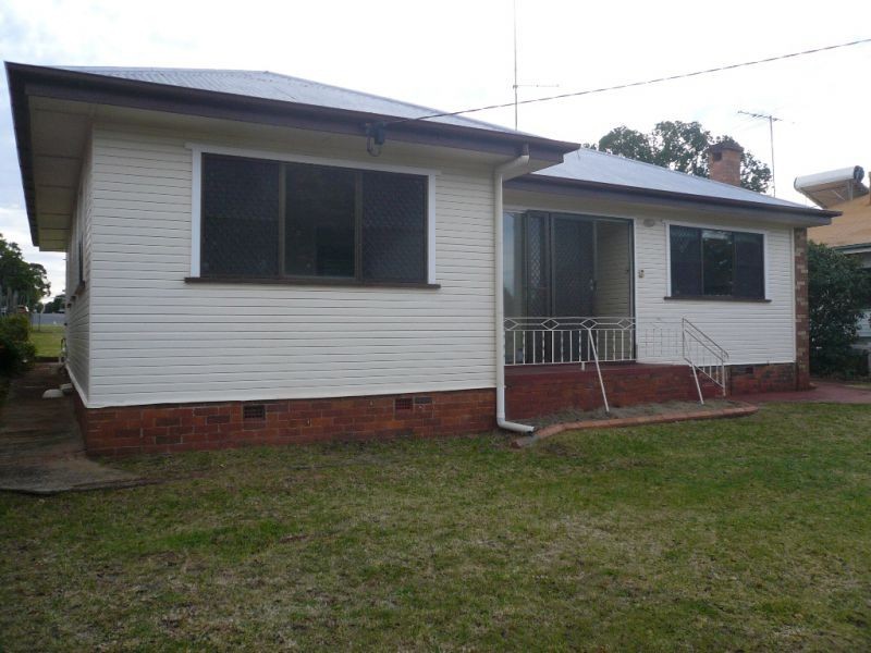 291 West Street, Harristown QLD 4350