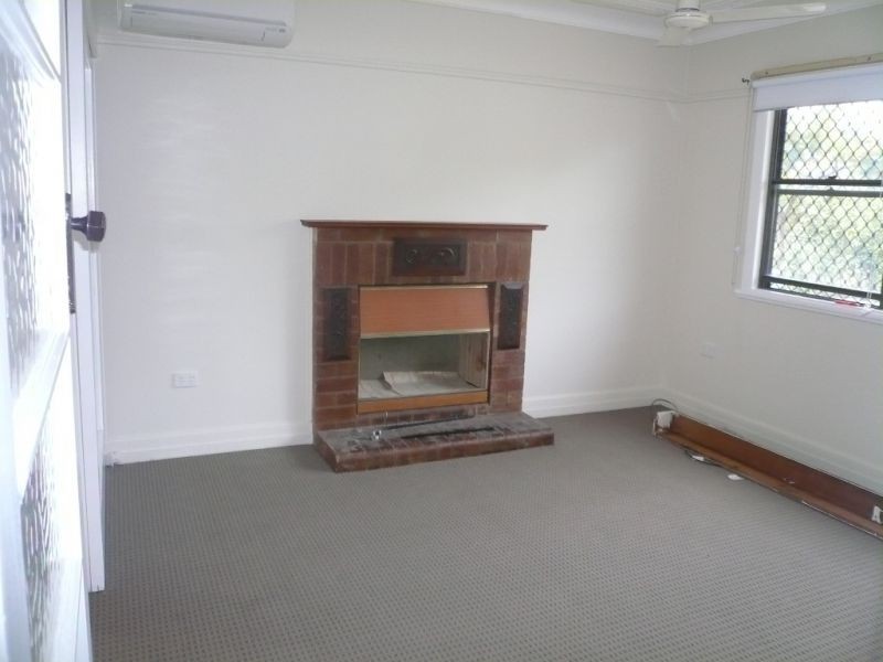 291 West Street, Harristown QLD 4350