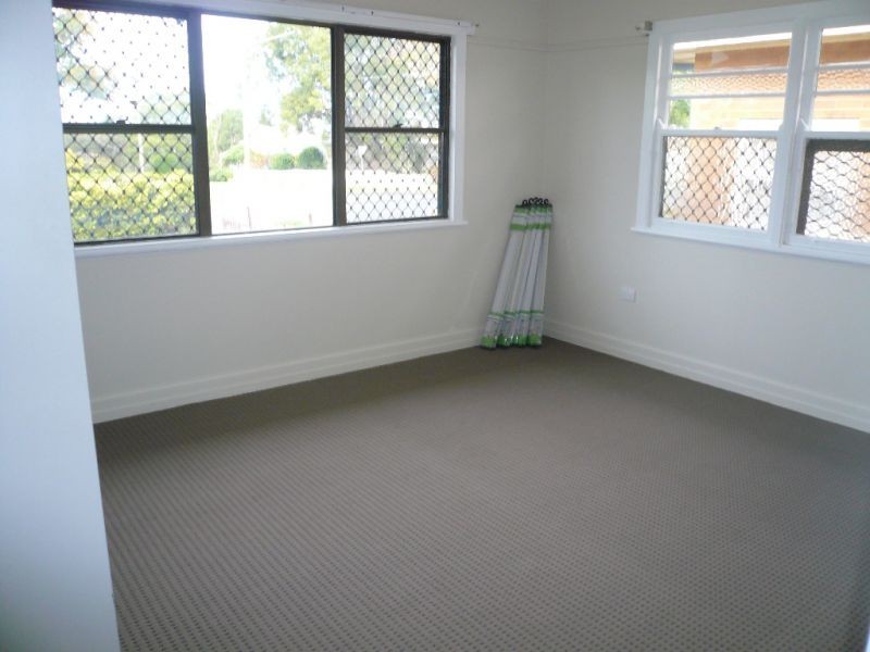 291 West Street, Harristown QLD 4350