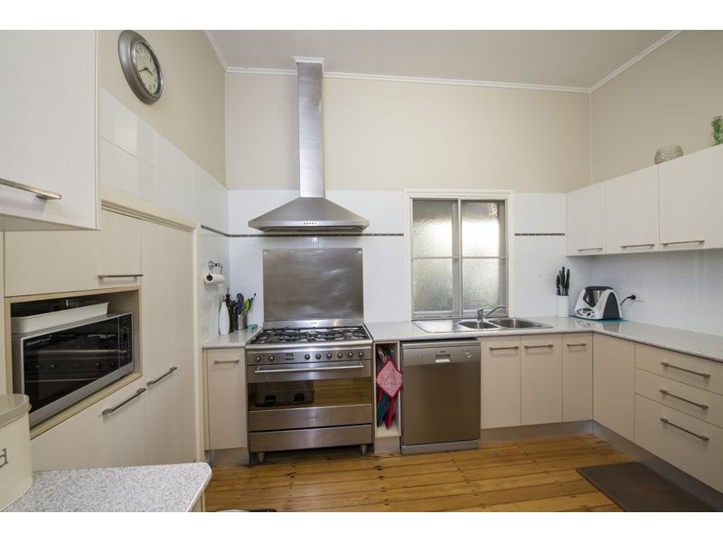 5 Mansford Street, North Toowoomba QLD 4350