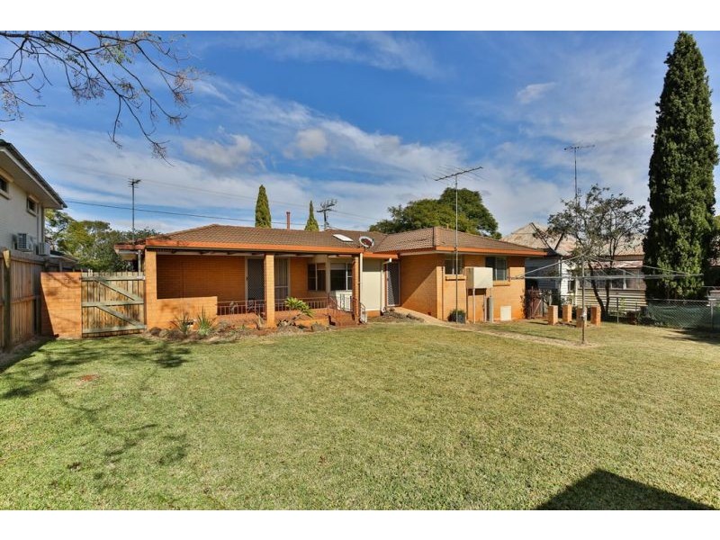 71 South Street, Rangeville QLD 4350