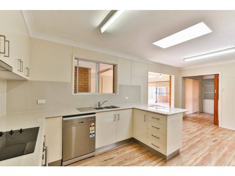 71 South Street, Rangeville QLD 4350