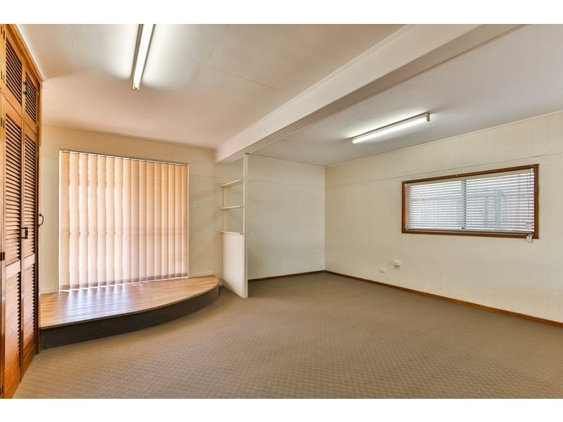 71 South Street, Rangeville QLD 4350