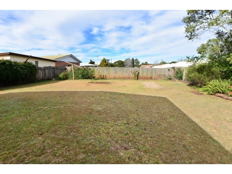 8 Faith Street, Rangeville QLD 4350