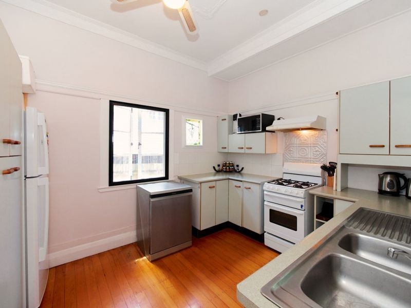 20 Boulton Terrace, Toowoomba QLD 4350