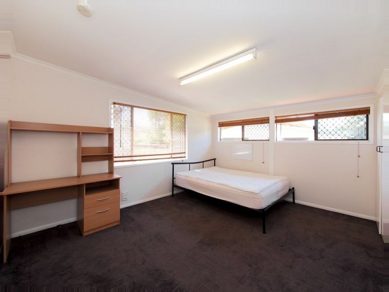 20 Boulton Terrace, Toowoomba QLD 4350