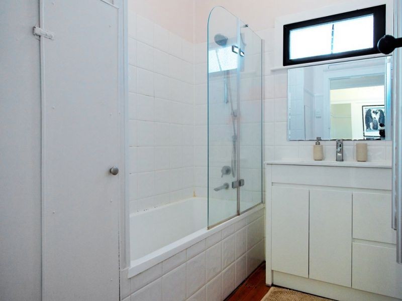 20 Boulton Terrace, Toowoomba QLD 4350