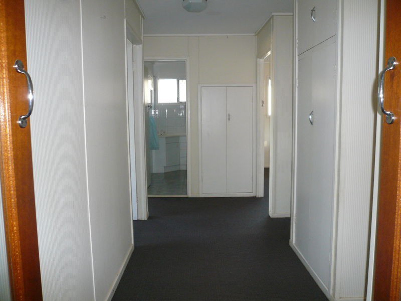 291a West Street, Harristown QLD 4350