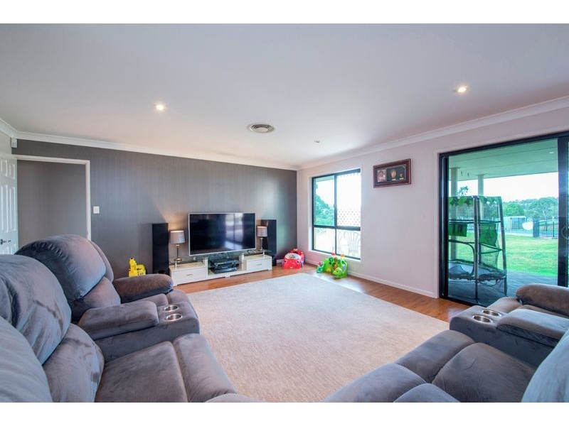 51 Peters Road, Meringandan West QLD 4352