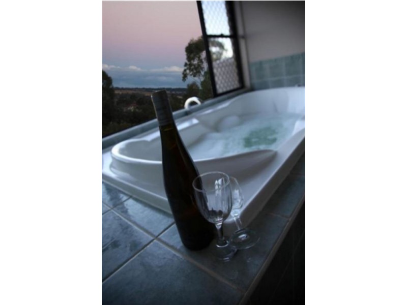 51 Peters Road, Meringandan West QLD 4352